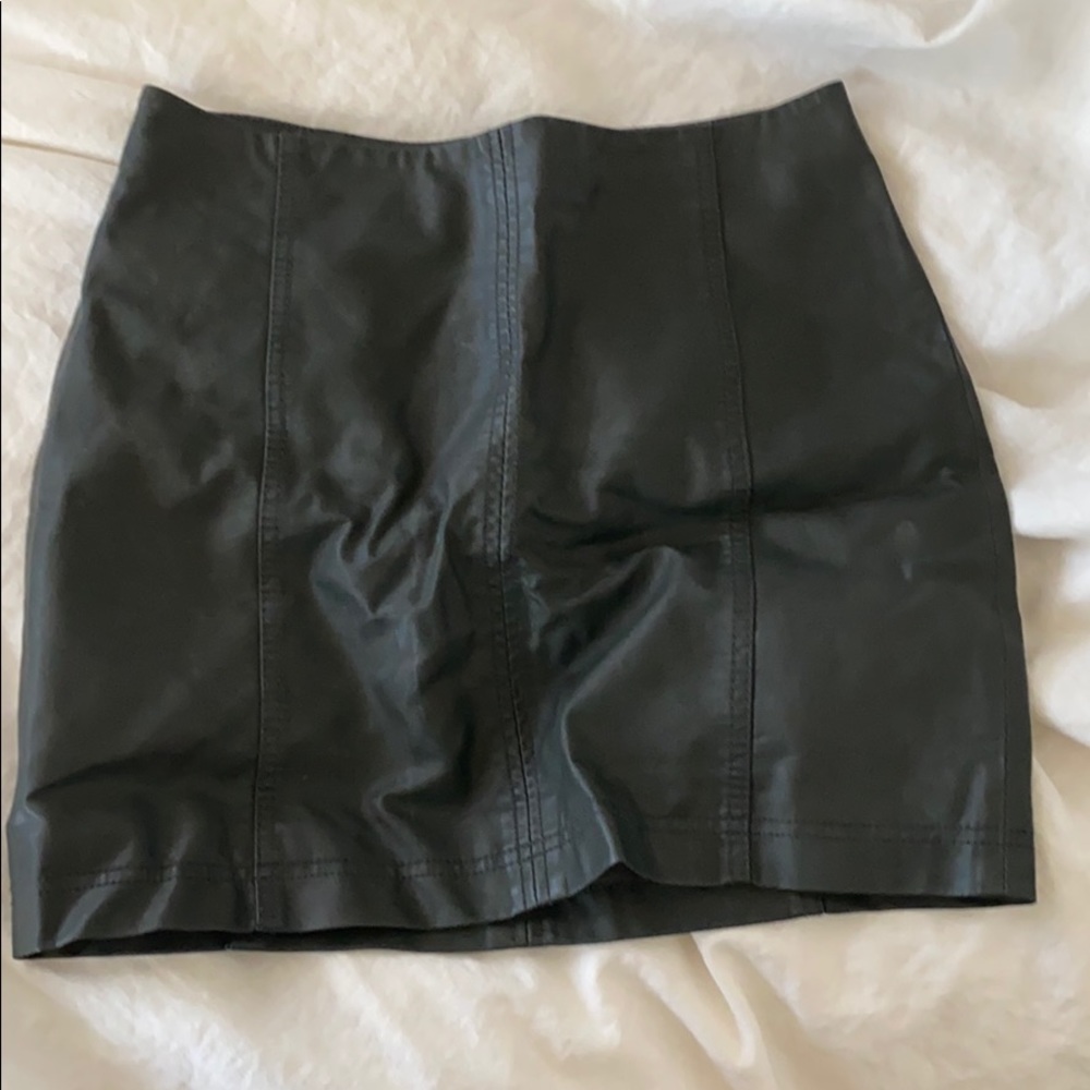 FREE PEOPLE — Modern Femme Leather Mini Skirt